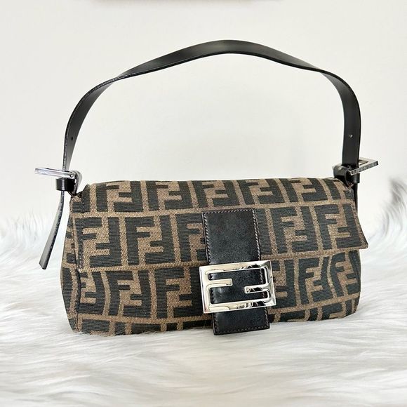 Fendi Handbags - Vintage Fendi Zucca Brown Canvas Mamma Baguette Shoulder Bag